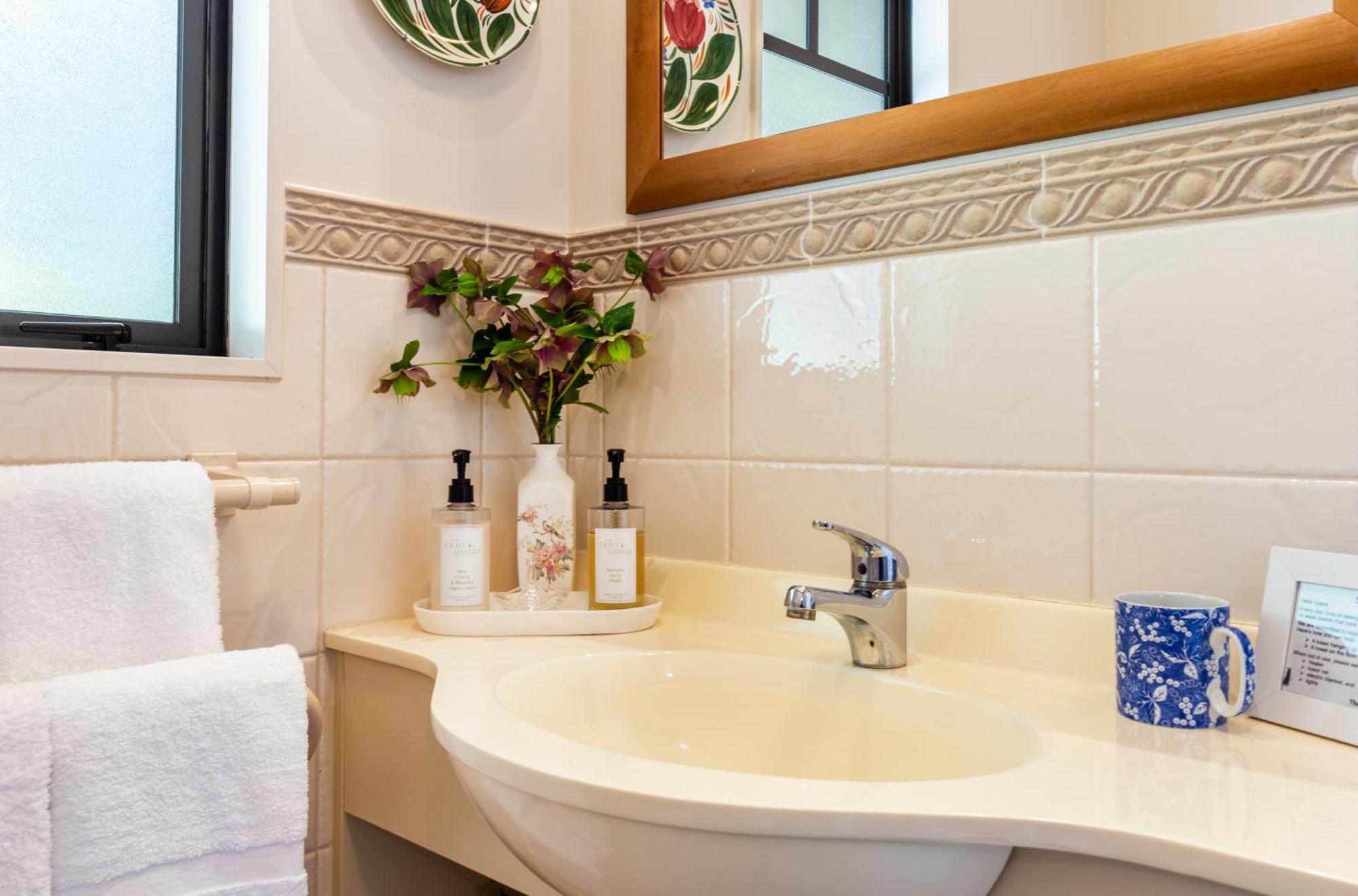 Olive Rabbit - Boutique Bed & Breakfast Turangi Exterior foto