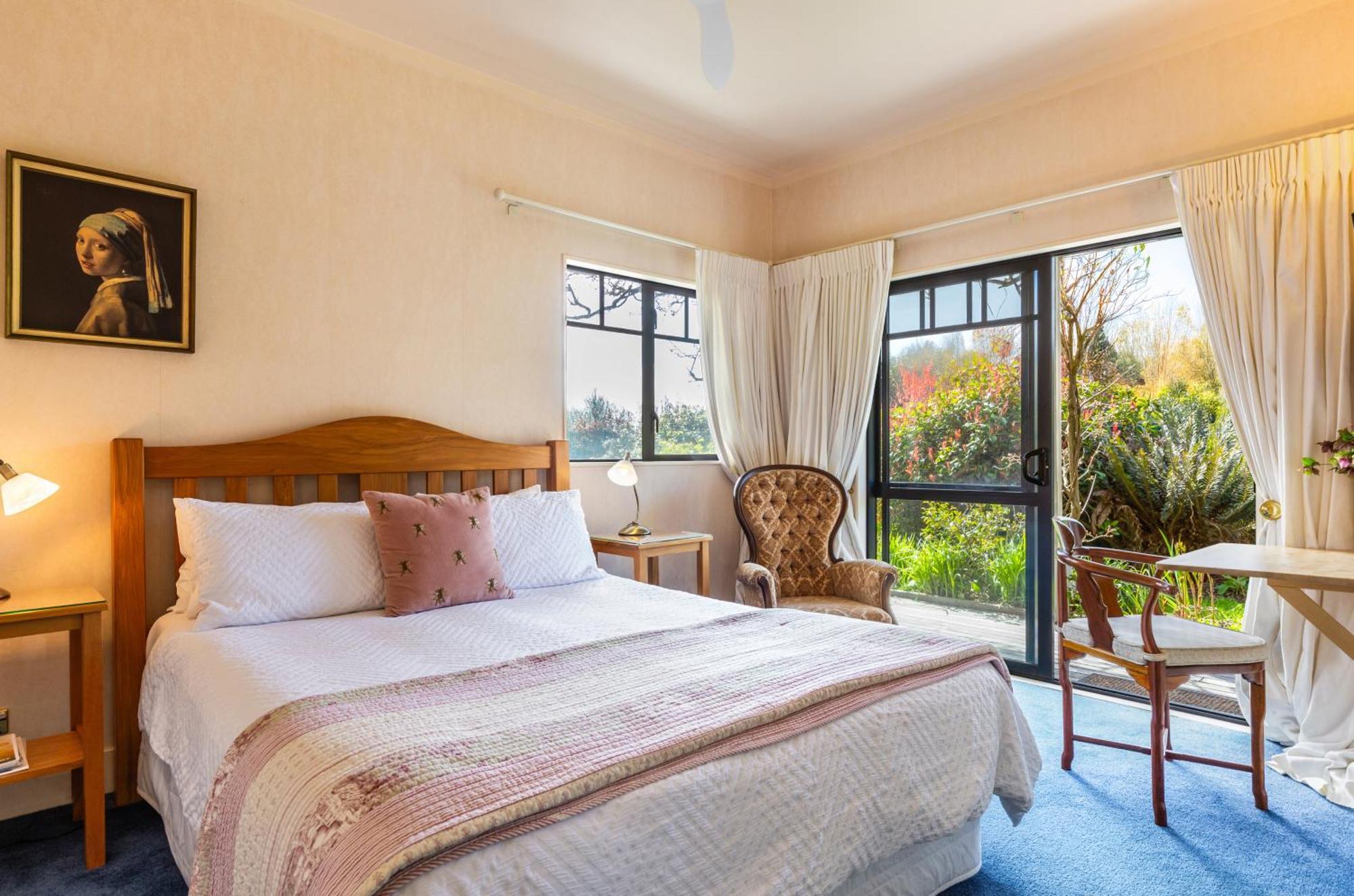 Olive Rabbit - Boutique Bed & Breakfast Turangi Exterior foto