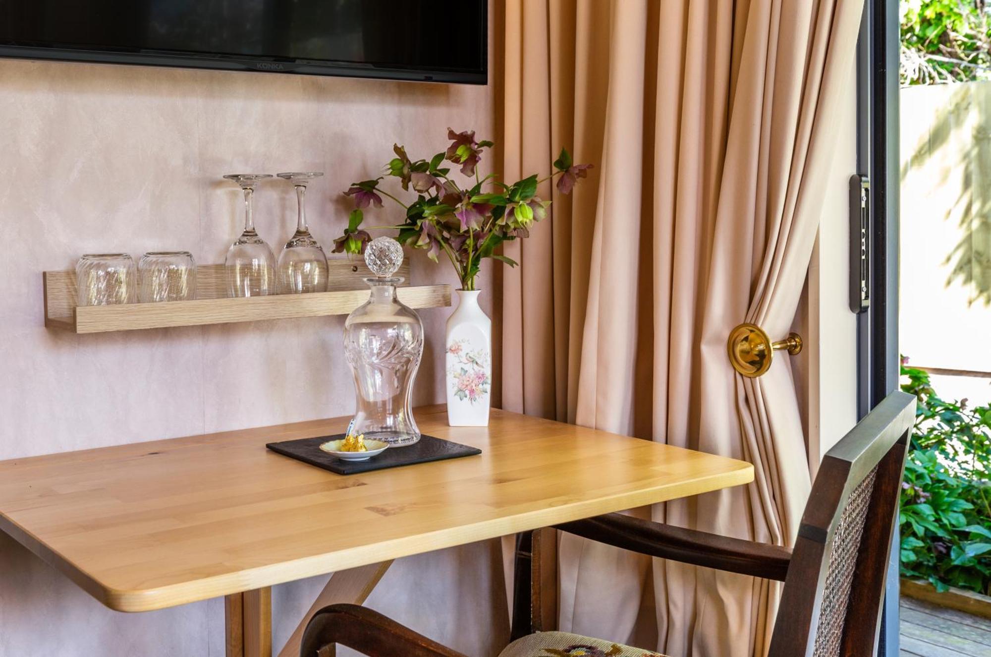 Olive Rabbit - Boutique Bed & Breakfast Turangi Exterior foto